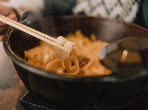 螺蛳粉能寄到国外吗？集运限制、包装和费用全解答