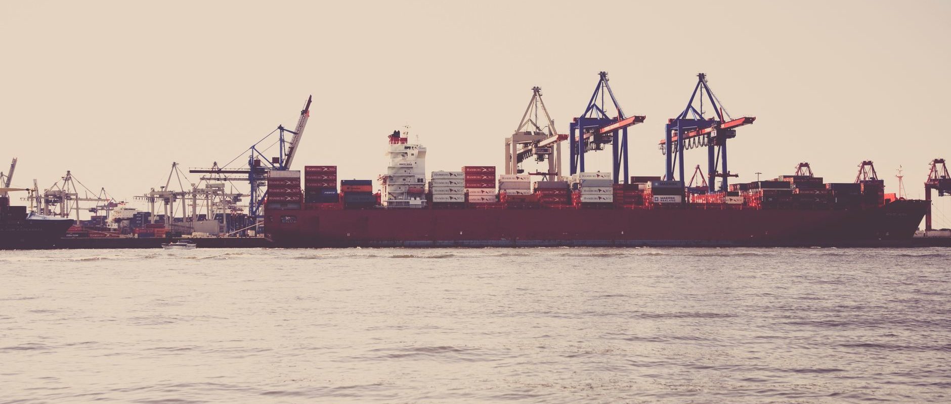 海外品牌如何向中国仓传递重新包装规格？外箱、内包装、缓冲与封箱要求交接指南（repacking specification handoff to China warehouse）