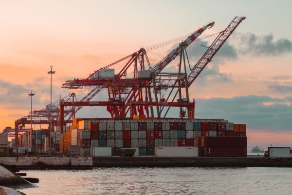 从中国多供应商采购的付款节奏与集货出库怎么配合？supplier payment terms and China consolidation cashflow 的排期清单